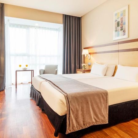 Ilunion Pio XII Hotel Madrid Bilik gambar