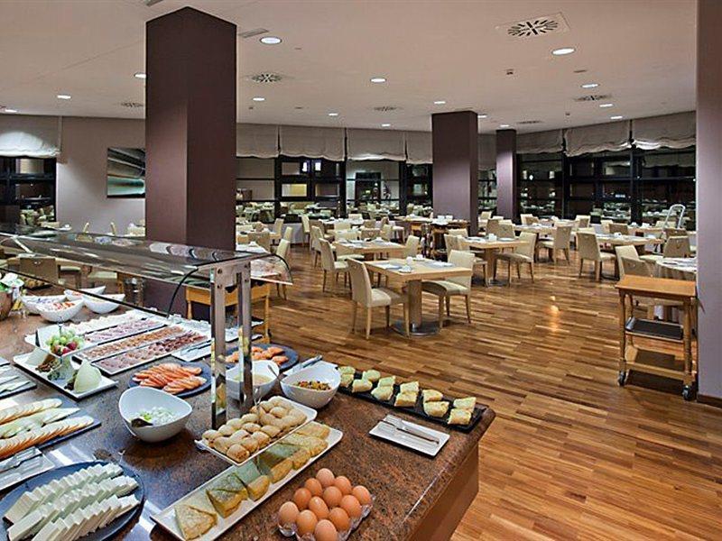 Ilunion Pio XII Hotel Madrid Luaran gambar
