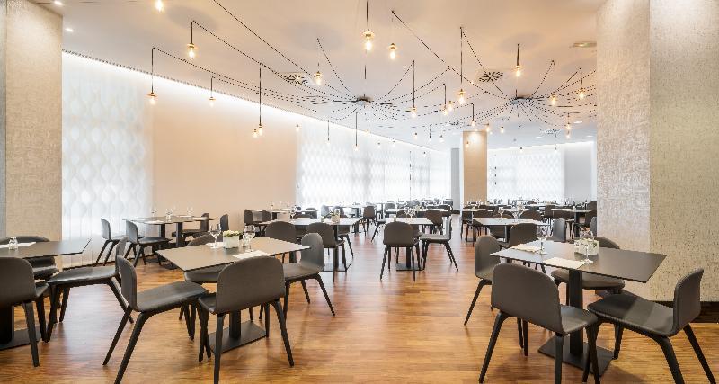 Ilunion Pio XII Hotel Madrid Luaran gambar